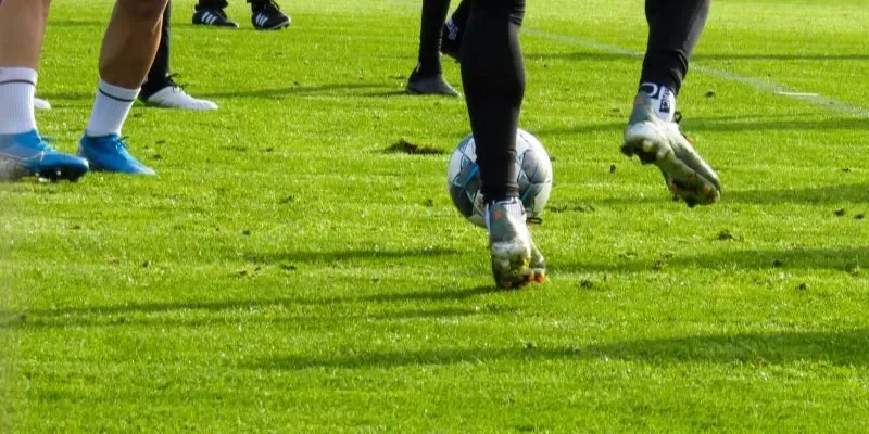 Các cách chuẩn để đánh kèo dưới là gì?